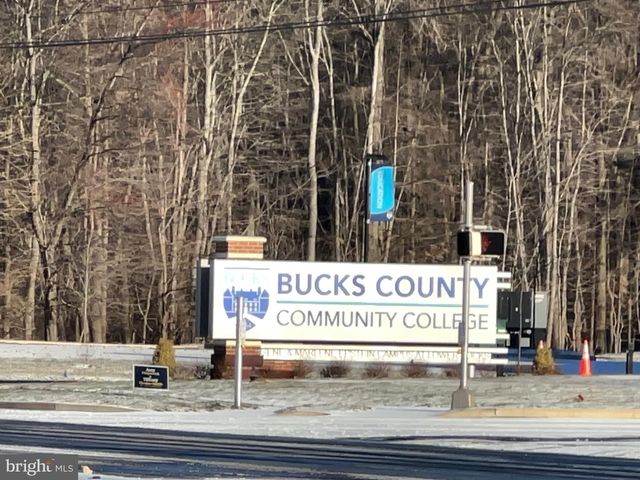 1315 VETERANS HWY, Bristol, PA 19007