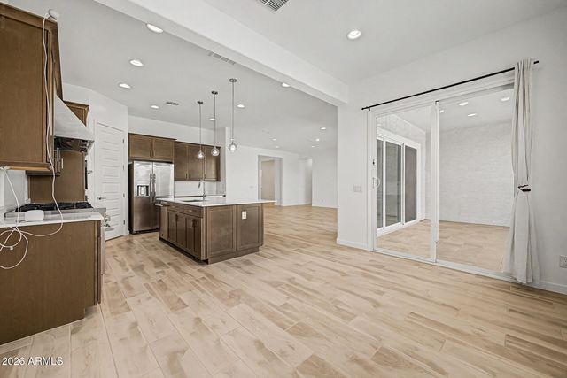 25832 N 77TH Drive, Peoria, AZ 85383