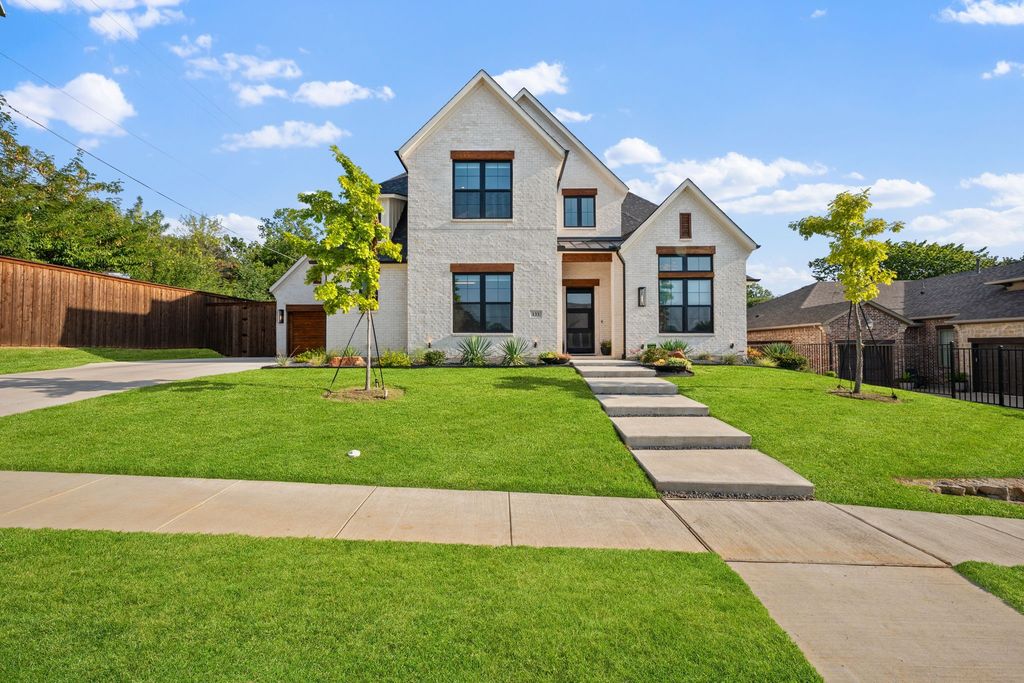 133 Chisholm Trail, Highland Village, TX 75077