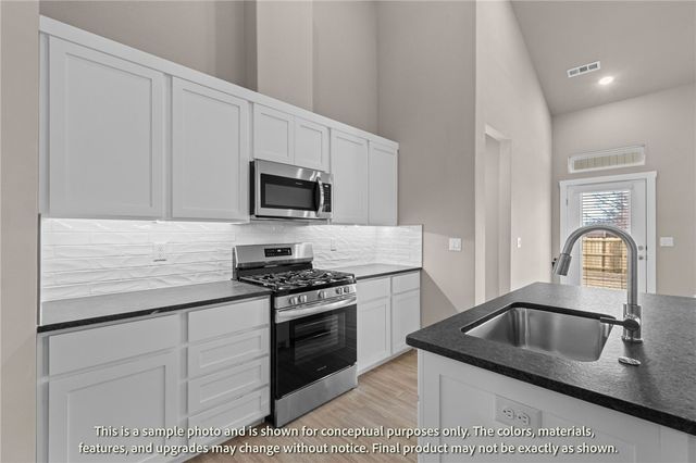 1951 Lapis Avenue, Centerton, AR 72719