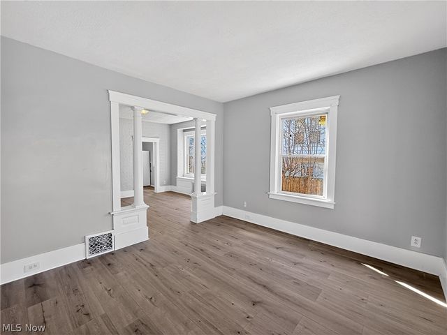 1850 E 32nd Street, Lorain, OH 44055