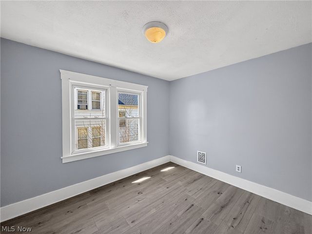 1850 E 32nd Street, Lorain, OH 44055