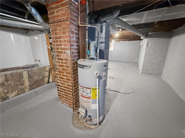1850 E 32nd Street, Lorain, OH 44055