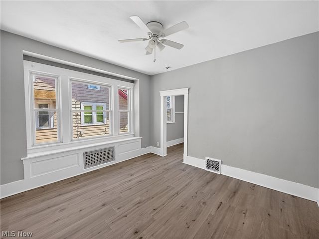 1850 E 32nd Street, Lorain, OH 44055