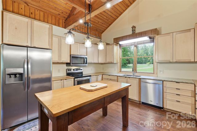 3540 Fork Creek Road, Saluda, NC 28773