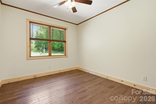 3540 Fork Creek Road, Saluda, NC 28773
