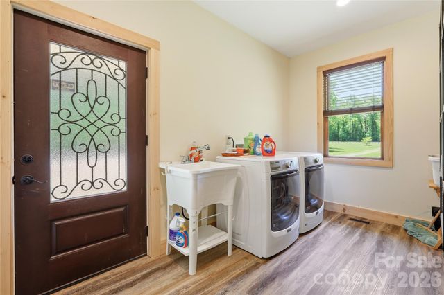 3540 Fork Creek Road, Saluda, NC 28773