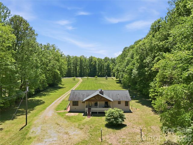 3540 Fork Creek Road, Saluda, NC 28773