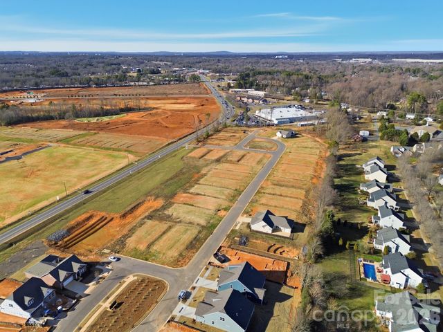 3077 Founding Fathers Drive, Gastonia, NC 28056