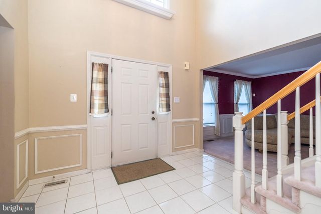 1 CRESTWOOD CT, Phoenixville, PA 19460