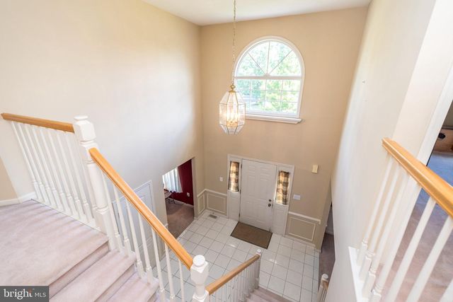 1 CRESTWOOD CT, Phoenixville, PA 19460