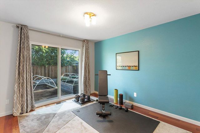 600 Whitehall Way, Sacramento, CA 95864