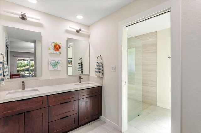 600 Whitehall Way, Sacramento, CA 95864