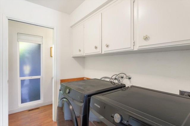 600 Whitehall Way, Sacramento, CA 95864