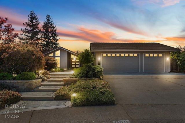 600 Whitehall Way, Sacramento, CA 95864