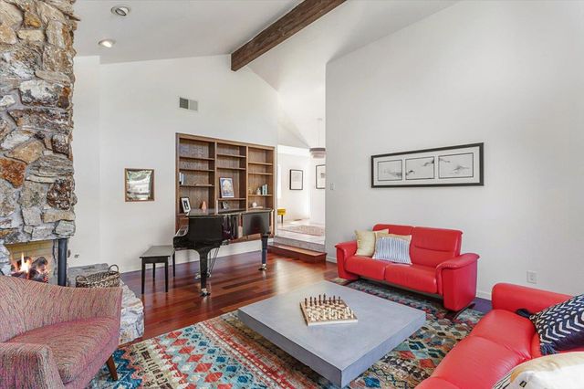 600 Whitehall Way, Sacramento, CA 95864