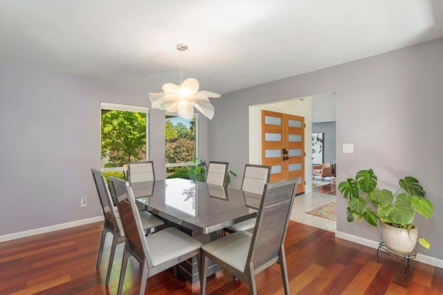 600 Whitehall Way, Sacramento, CA 95864