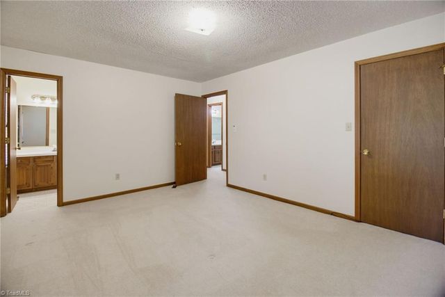 5720 Birchdale Drive, Winston-salem, NC 27106