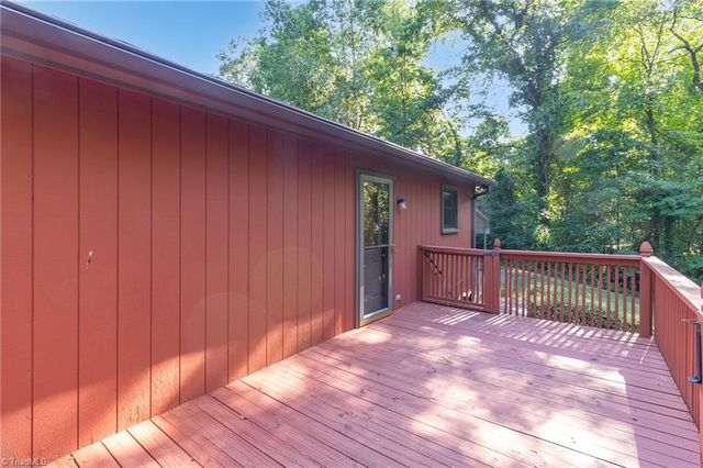 5720 Birchdale Drive, Winston-salem, NC 27106