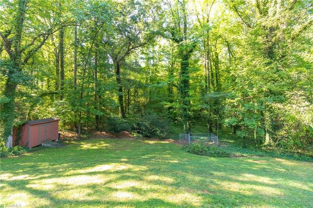 5720 Birchdale Drive, Winston-salem, NC 27106