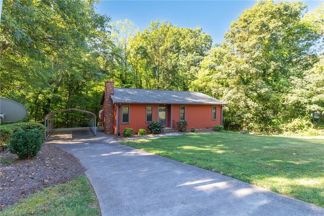 5720 Birchdale Drive, Winston-salem, NC 27106