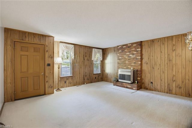 5720 Birchdale Drive, Winston-salem, NC 27106