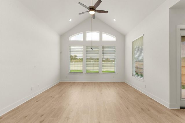 313 West Faulkner ST, Liberty Hill, TX 78642