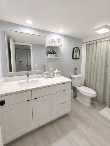 4207 42ND Way, West Palm Beach, FL 33407