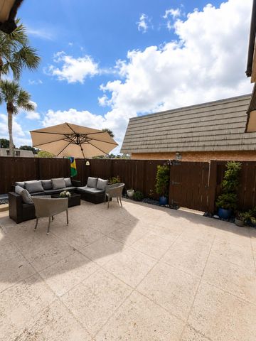 4207 42ND Way, West Palm Beach, FL 33407