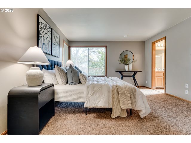 3850 LANCASTER Dr, Eugene, OR 97404