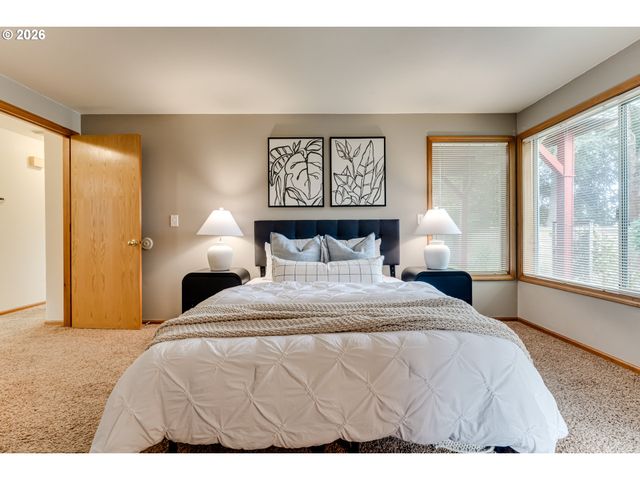 3850 LANCASTER Dr, Eugene, OR 97404