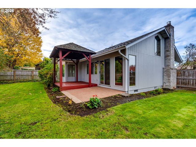 3850 LANCASTER Dr, Eugene, OR 97404
