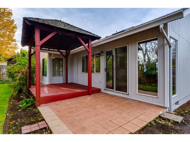 3850 LANCASTER Dr, Eugene, OR 97404