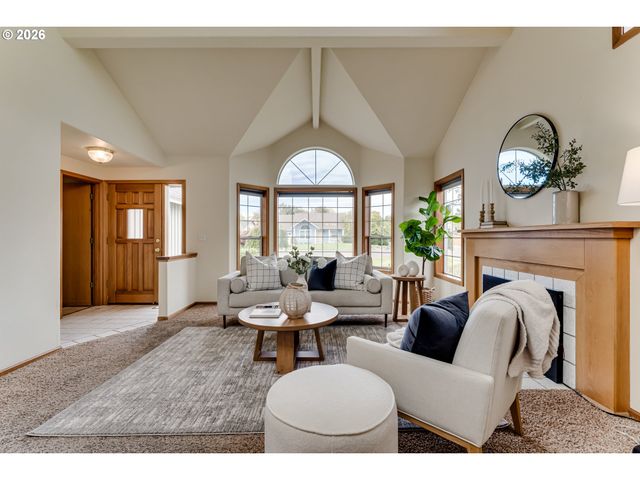3850 LANCASTER Dr, Eugene, OR 97404
