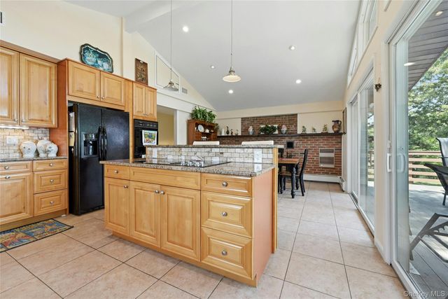 3830 Ole Jule Lane, Mattituck, NY 11952