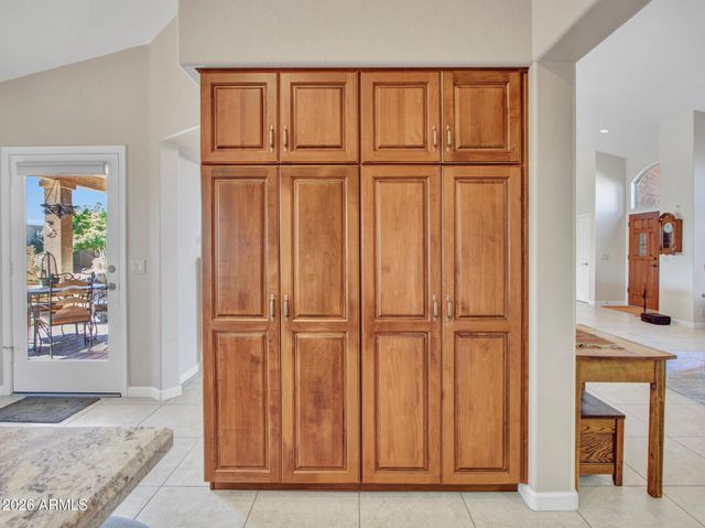 8933 W ROSEMONTE Drive, Peoria, AZ 85382