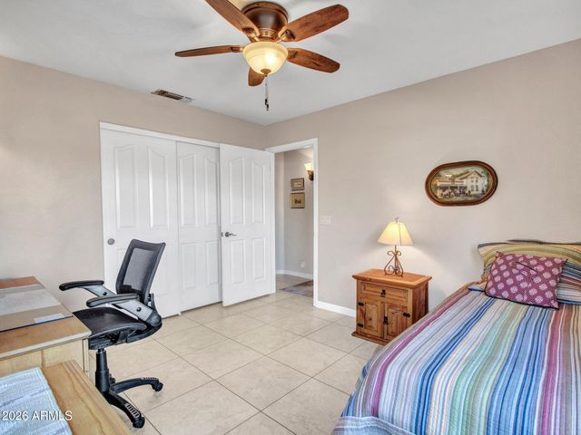 8933 W ROSEMONTE Drive, Peoria, AZ 85382