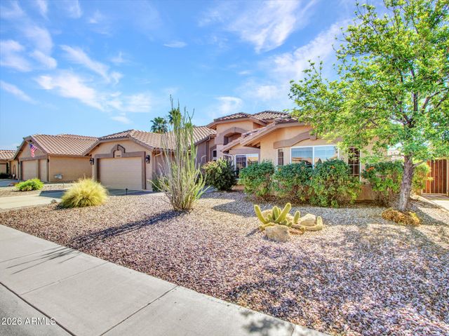 8933 W ROSEMONTE Drive, Peoria, AZ 85382