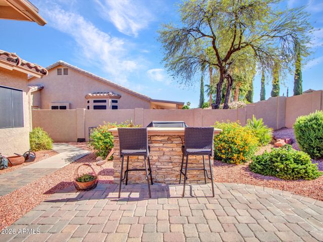 8933 W ROSEMONTE Drive, Peoria, AZ 85382