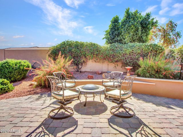 8933 W ROSEMONTE Drive, Peoria, AZ 85382