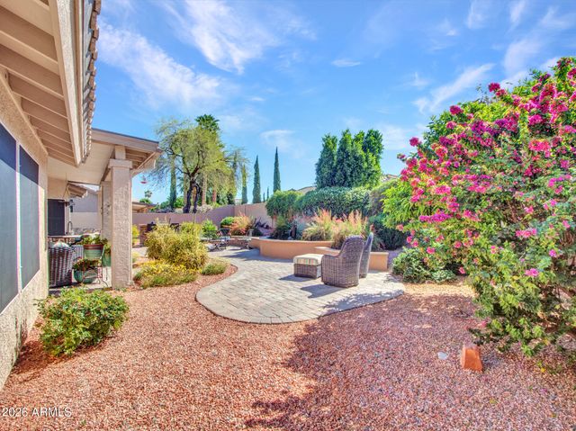 8933 W ROSEMONTE Drive, Peoria, AZ 85382