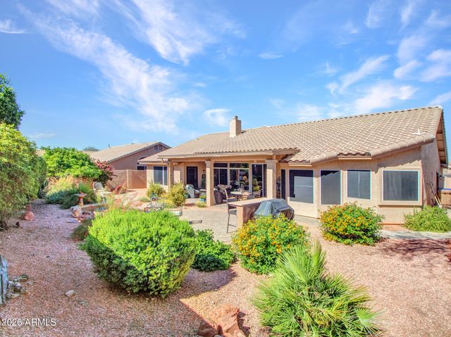 8933 W ROSEMONTE Drive, Peoria, AZ 85382