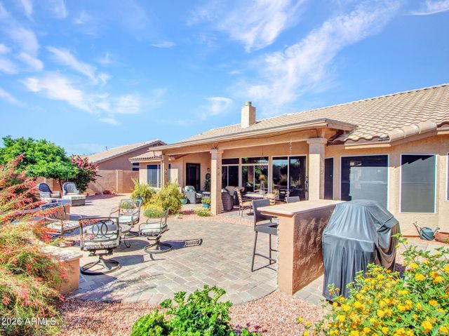 8933 W ROSEMONTE Drive, Peoria, AZ 85382