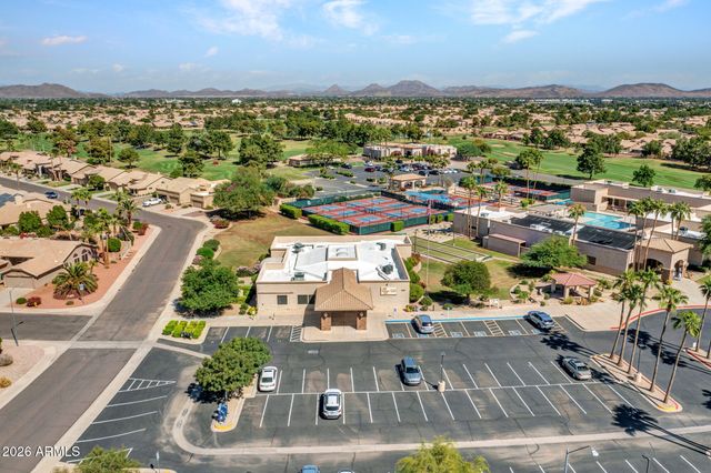 8933 W ROSEMONTE Drive, Peoria, AZ 85382