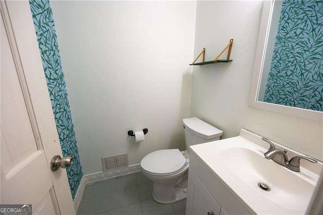 55 Presidential Drive, Dallas, GA 30157