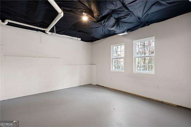 55 Presidential Drive, Dallas, GA 30157