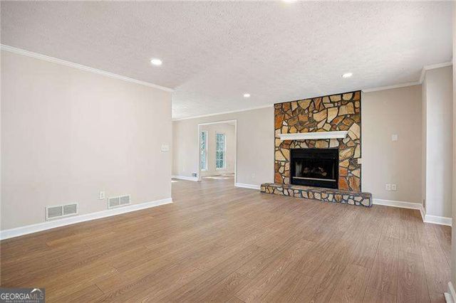 55 Presidential Drive, Dallas, GA 30157