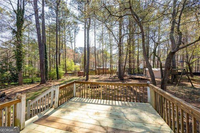 55 Presidential Drive, Dallas, GA 30157
