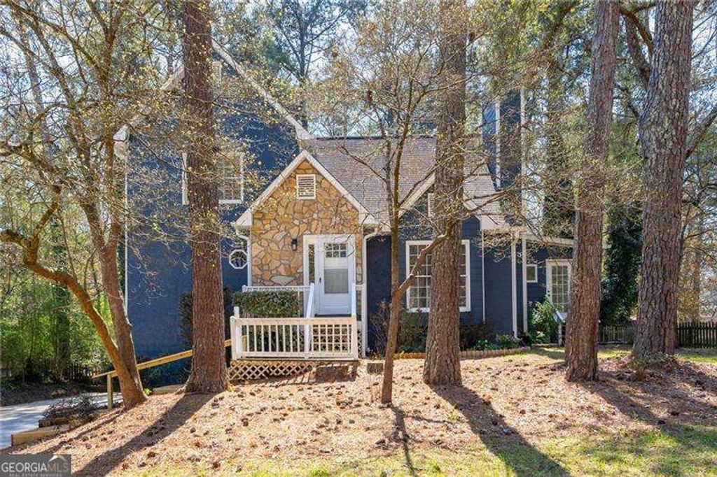 55 Presidential Drive, Dallas, GA 30157
