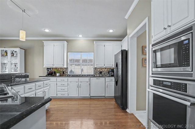 10010 S 86th East Avenue, Tulsa, OK 74133